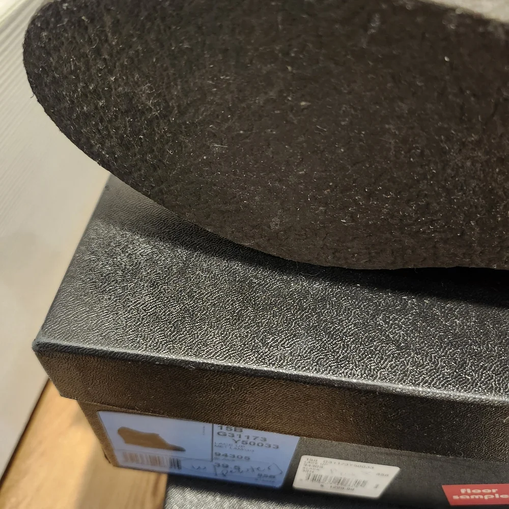 CHANEL Black Leather Lace-Up Platform Heels with Chain Trim - Picture 3 of 5